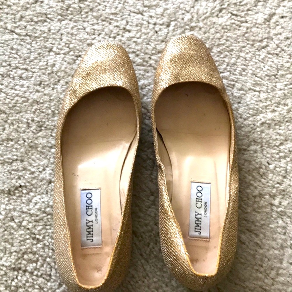 Jimmy Choo...37🌺